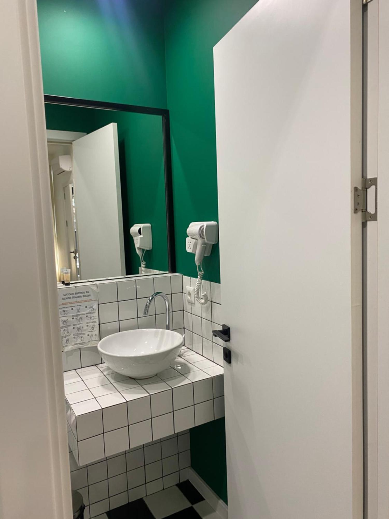 Vere Side Hotel Тбілісі Екстер'єр фото