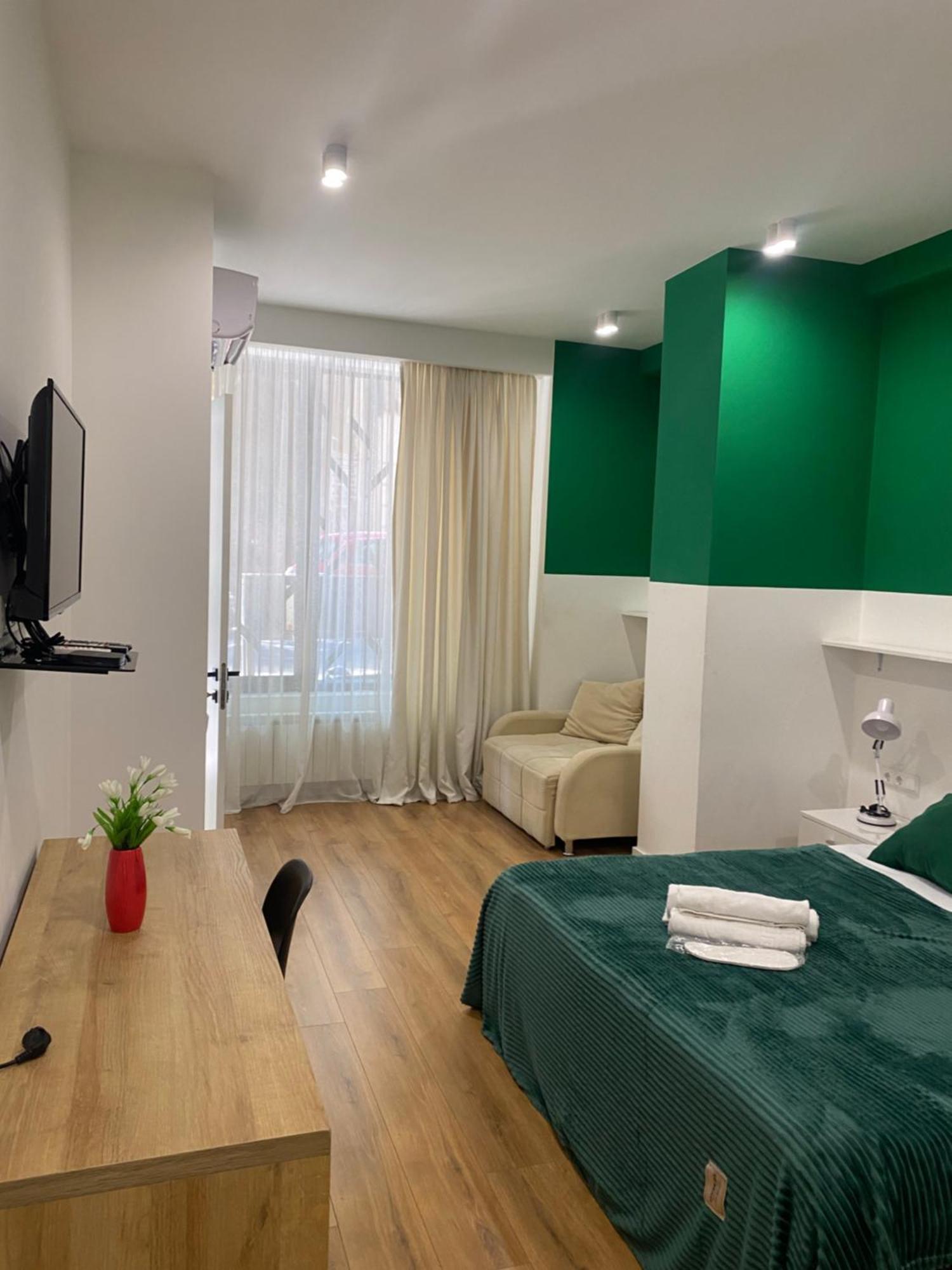 Vere Side Hotel Тбілісі Екстер'єр фото